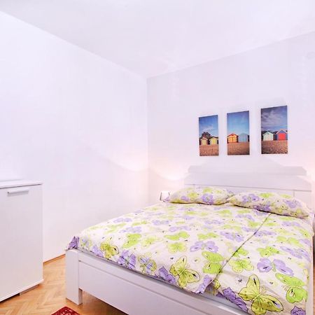 House Romana Medulin Luaran gambar
